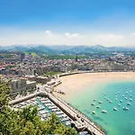 Paradise Luxurious Apartment, 3 Double For 6 Guests, 4 Beds, Terrace, Jacuzzi, Free Parking, New * Saint-Sébastien