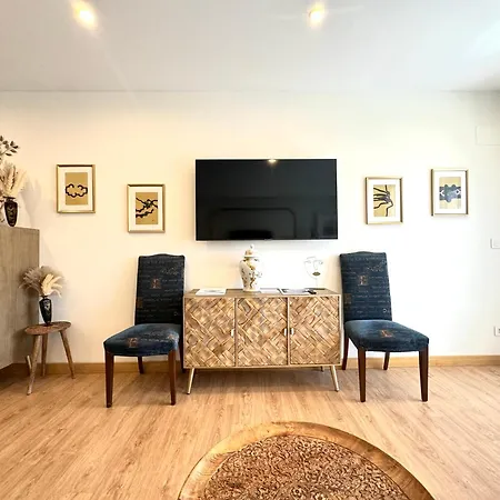 公寓 Paradise Luxurious Apartment, 3 Double For 6 Guests, 4 Beds, Terrace, Jacuzzi, Free Parking, New