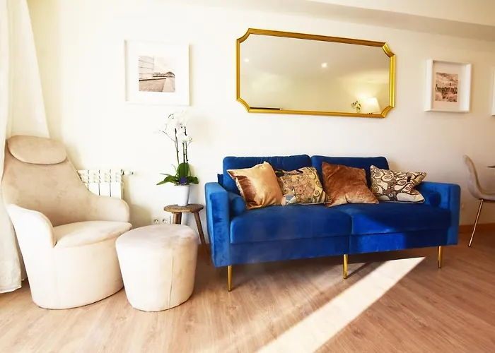 Paradise Luxurious Apartment, 3 Double For 6 Guests, 4 Beds, Terrace, Jacuzzi, Free Parking, New 圣塞瓦斯蒂安