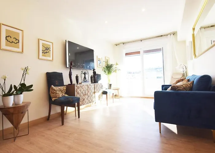 Paradise Luxurious Apartment, 3 Double For 6 Guests, 4 Beds, Terrace, Jacuzzi, Free Parking, New 公寓